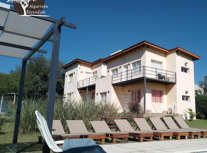 Casa · 3500m² · 2 Ambientes · 1 Cochera