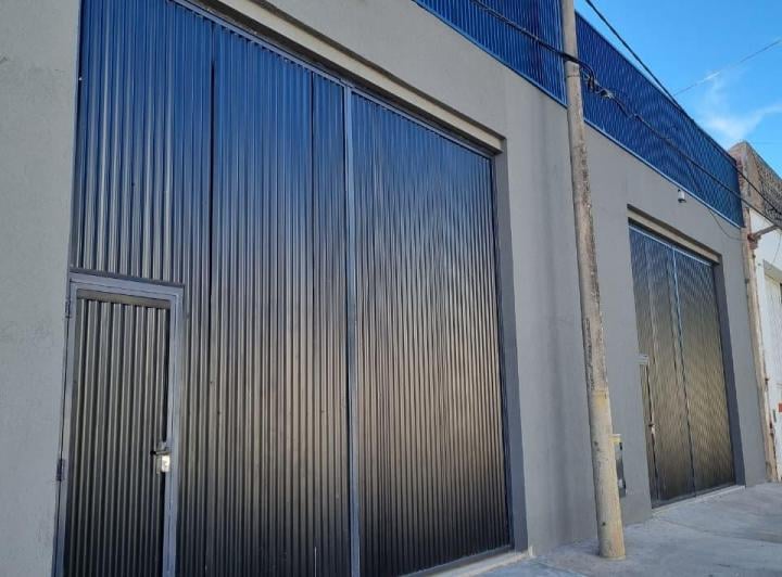 Bodega-Galpón · 220m²