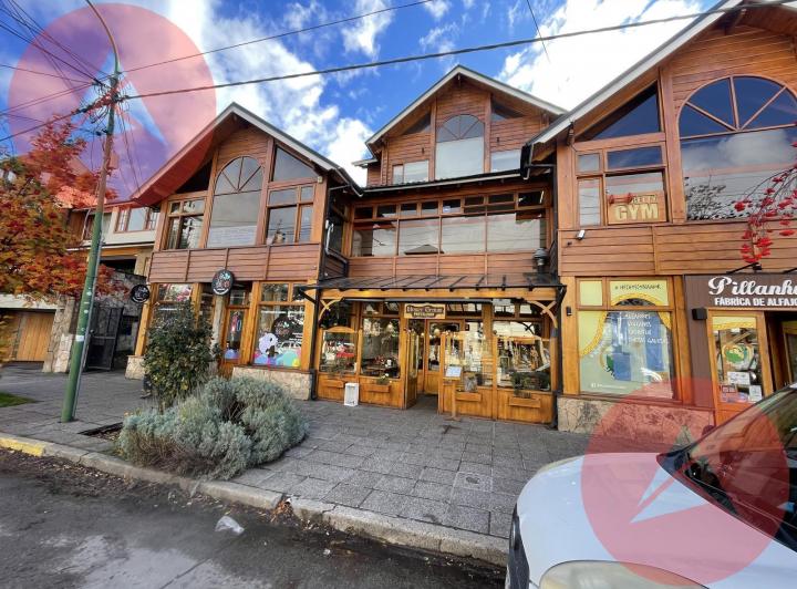 Local comercial · 1249m² · 15 Ambientes
