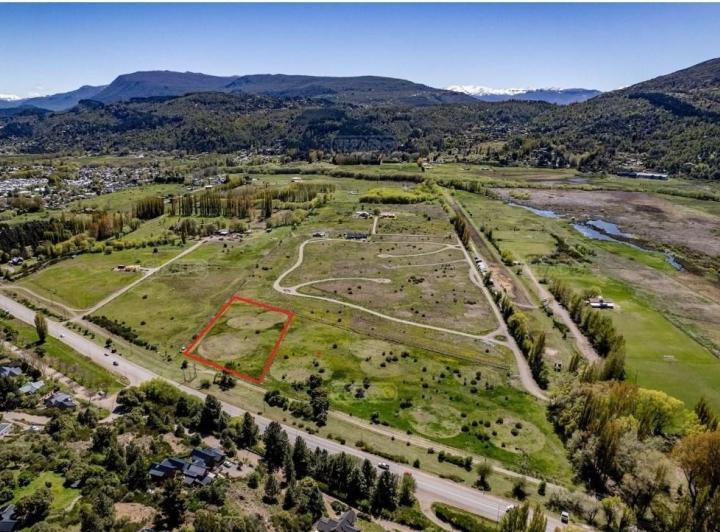 Terreno · 6100m²