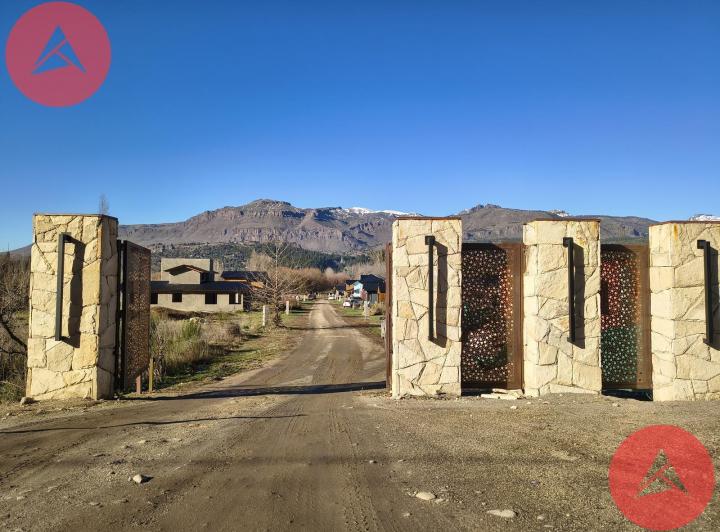 Terreno · 655m²
