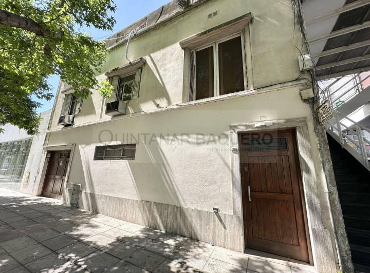 Terreno · 196m² · 4 Ambientes