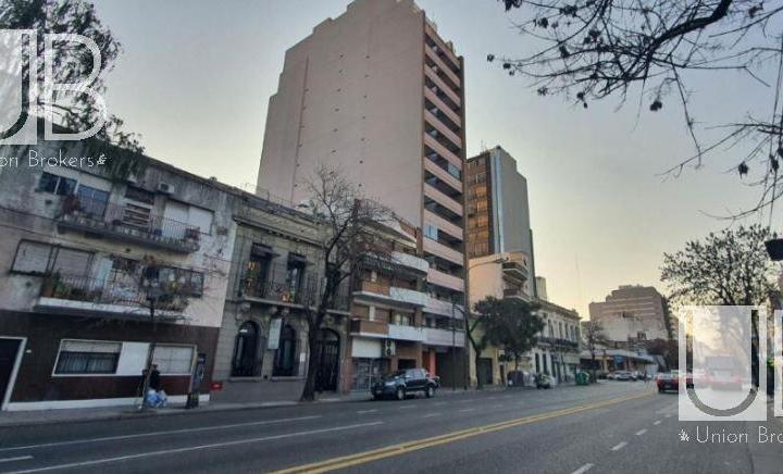 Terreno · 216m²