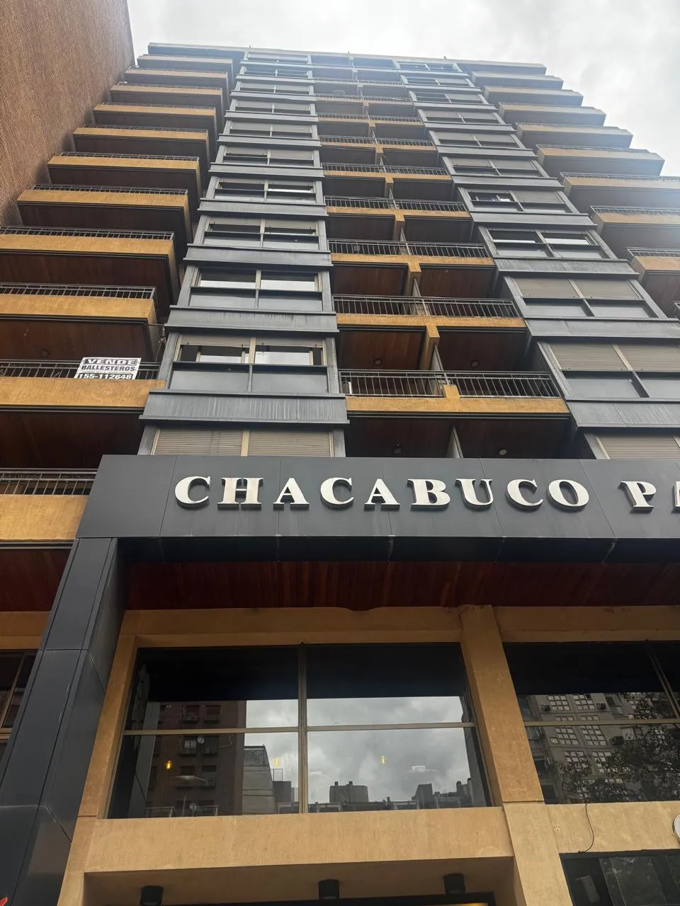 AV. CHACABUCO  AL 660 NVA CORDOBA EXTERNO GRAN BALCON