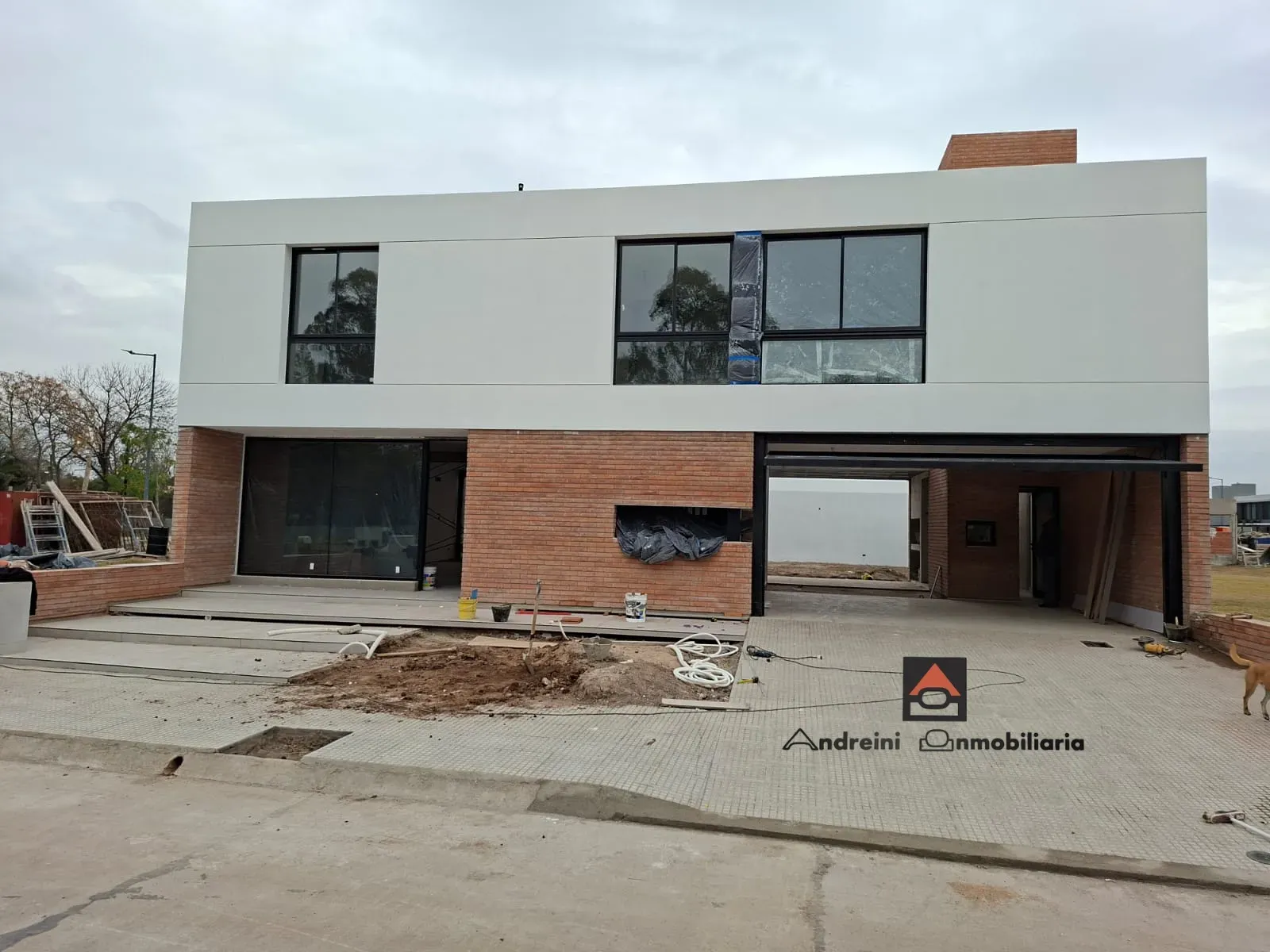 Casa Exclusiva en Barrio Cerrado Campo Chico