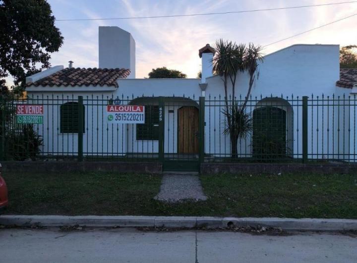 Casa · 250m² · 6 Ambientes · 2 Cocheras