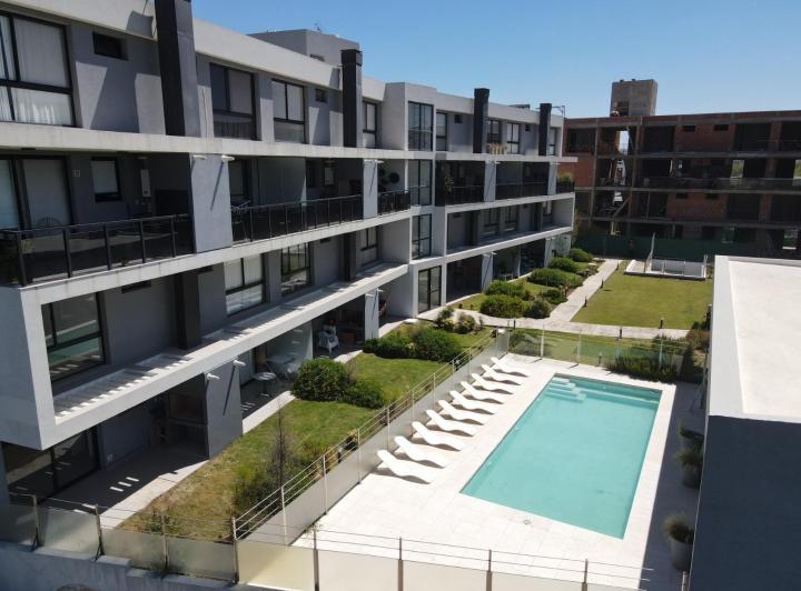 Casa · 137m² · 2 Dormitorios · 1 Cochera