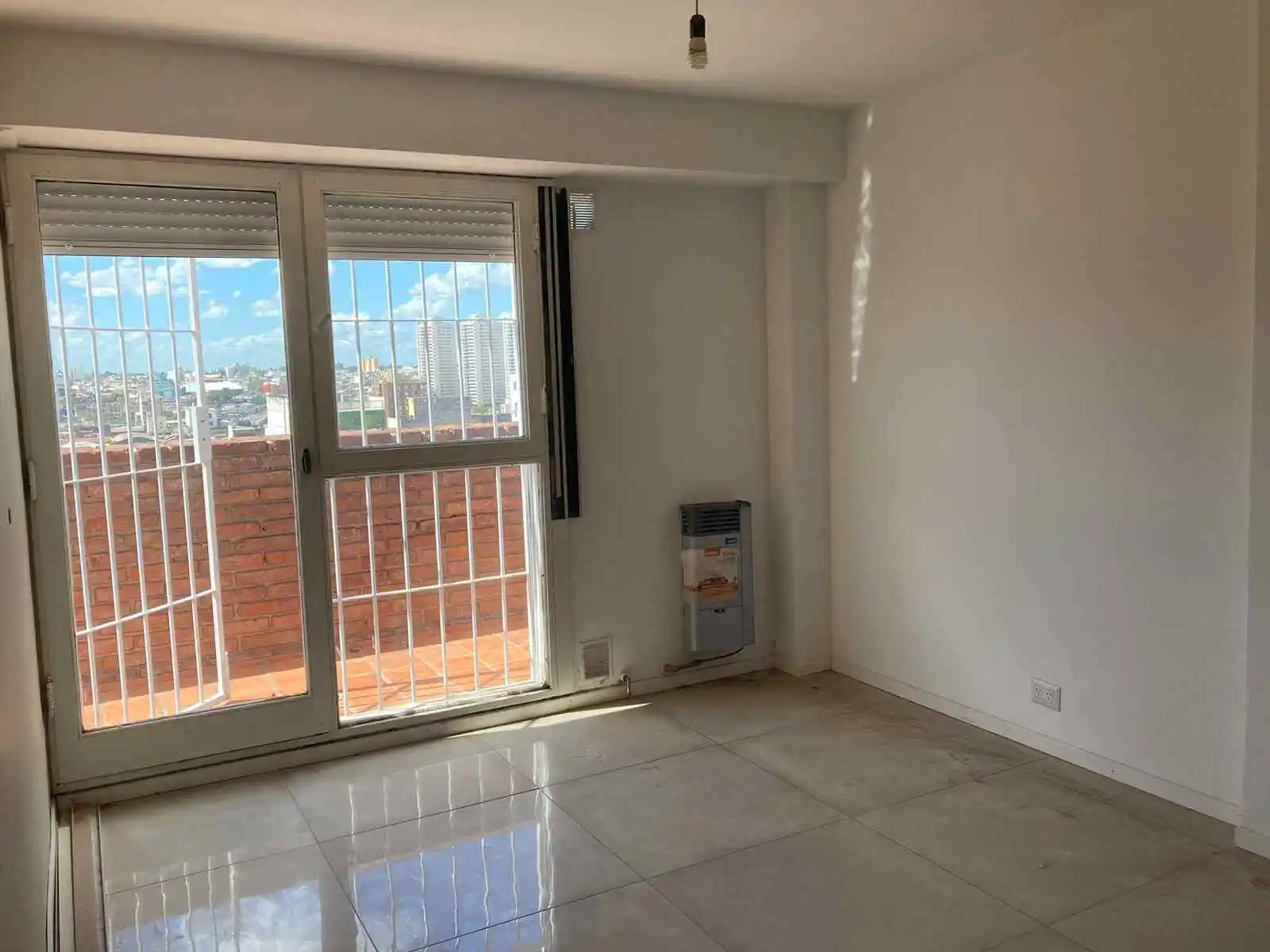 ALQUILER-CENTRO-1 DORM-RECICLADO A NUEVO - PISO 12-GRAN TERRAZA