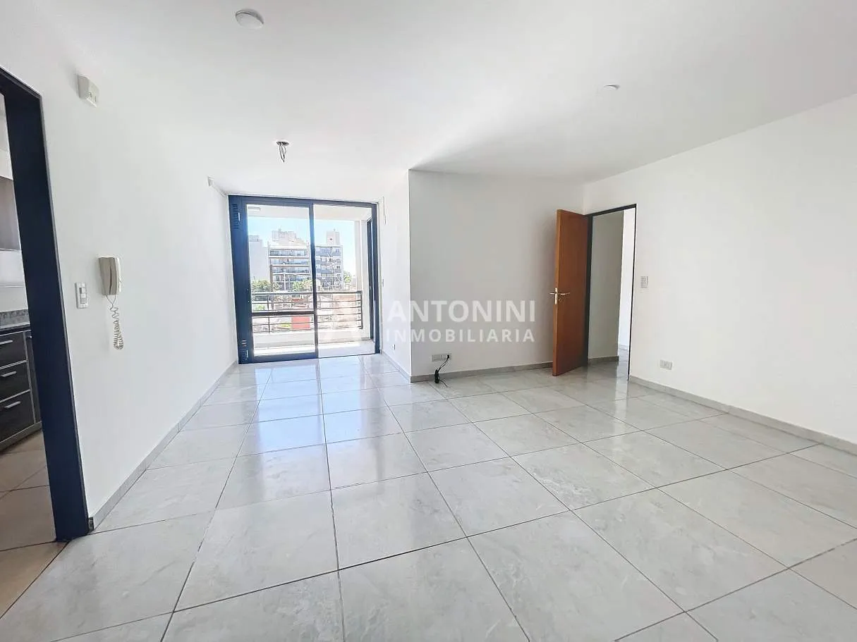 Apto Credito Depto en Venta de 2 dormitorios PB con Patio B Cofico