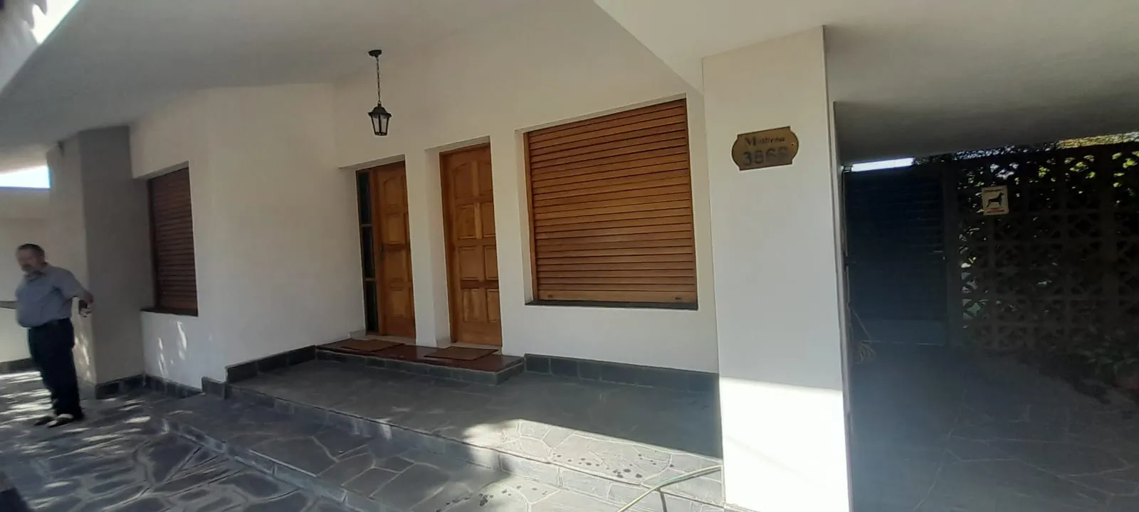 Sobre Malbrán, posibilidad comercial, geriátrico, oficinas