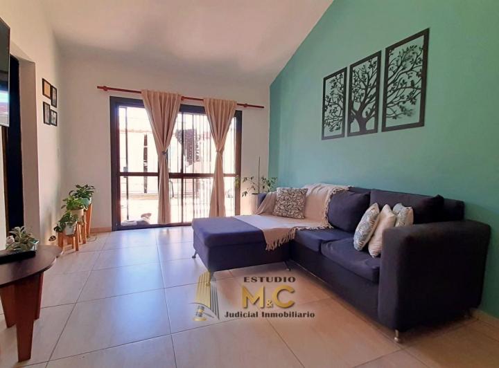 Casa · 189m² · 6 Ambientes · 1 Cochera