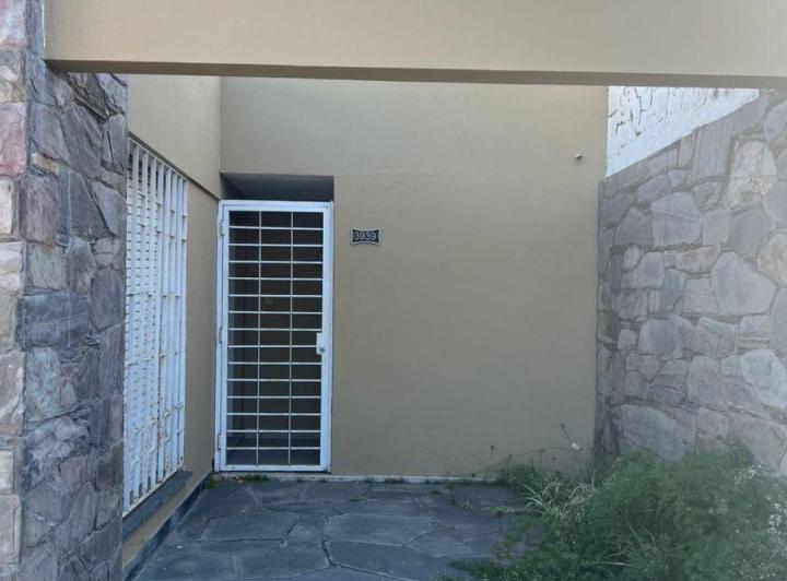 Casa · 150m² · 6 Ambientes · 1 Cochera