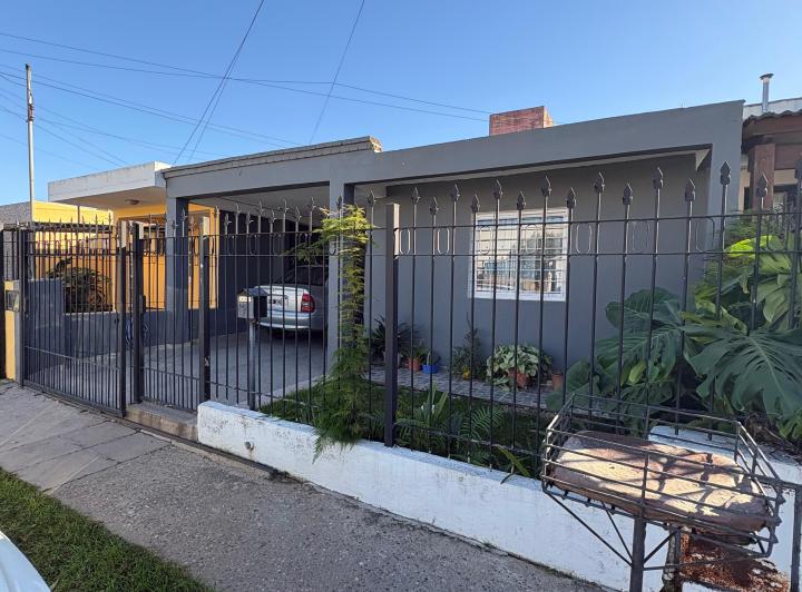 Casa · 70m² · 6 Ambientes · 1 Cochera