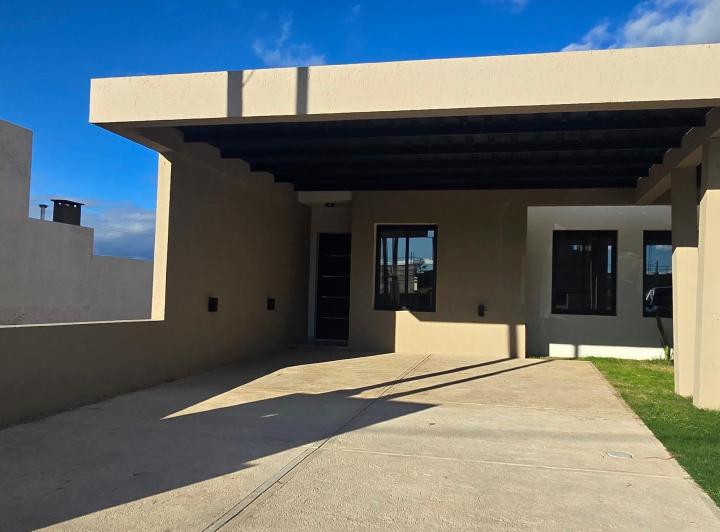 Casa · 120m² · 3 Ambientes · 1 Cochera