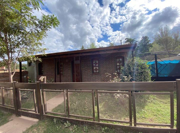 Casa · 70m² · 8 Ambientes · 1 Cochera