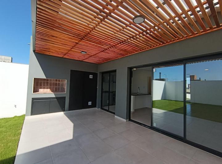 Casa · 160m² · 5 Ambientes