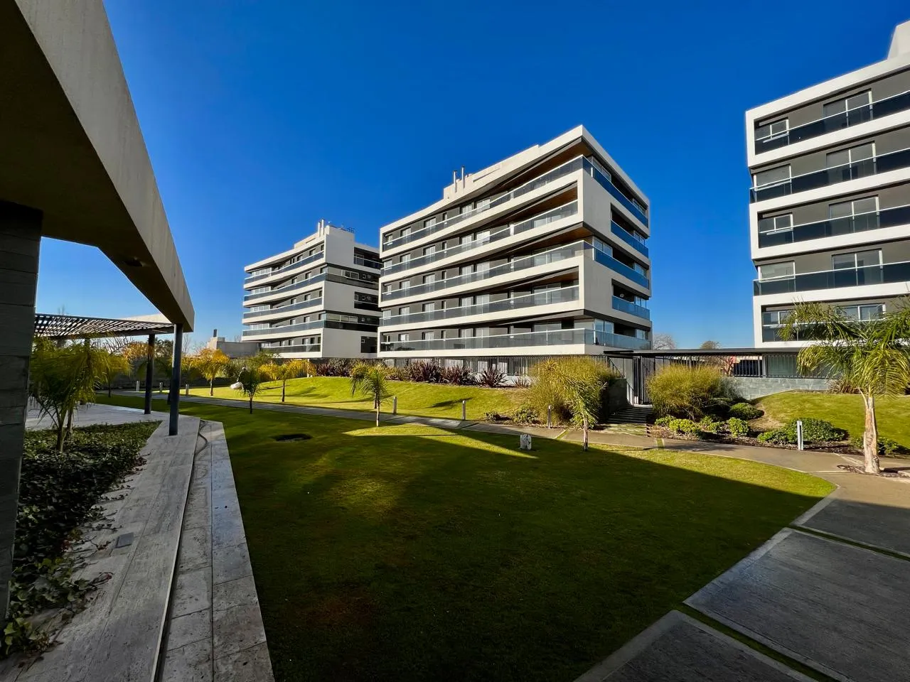 CONDOMINIO SUMMUM