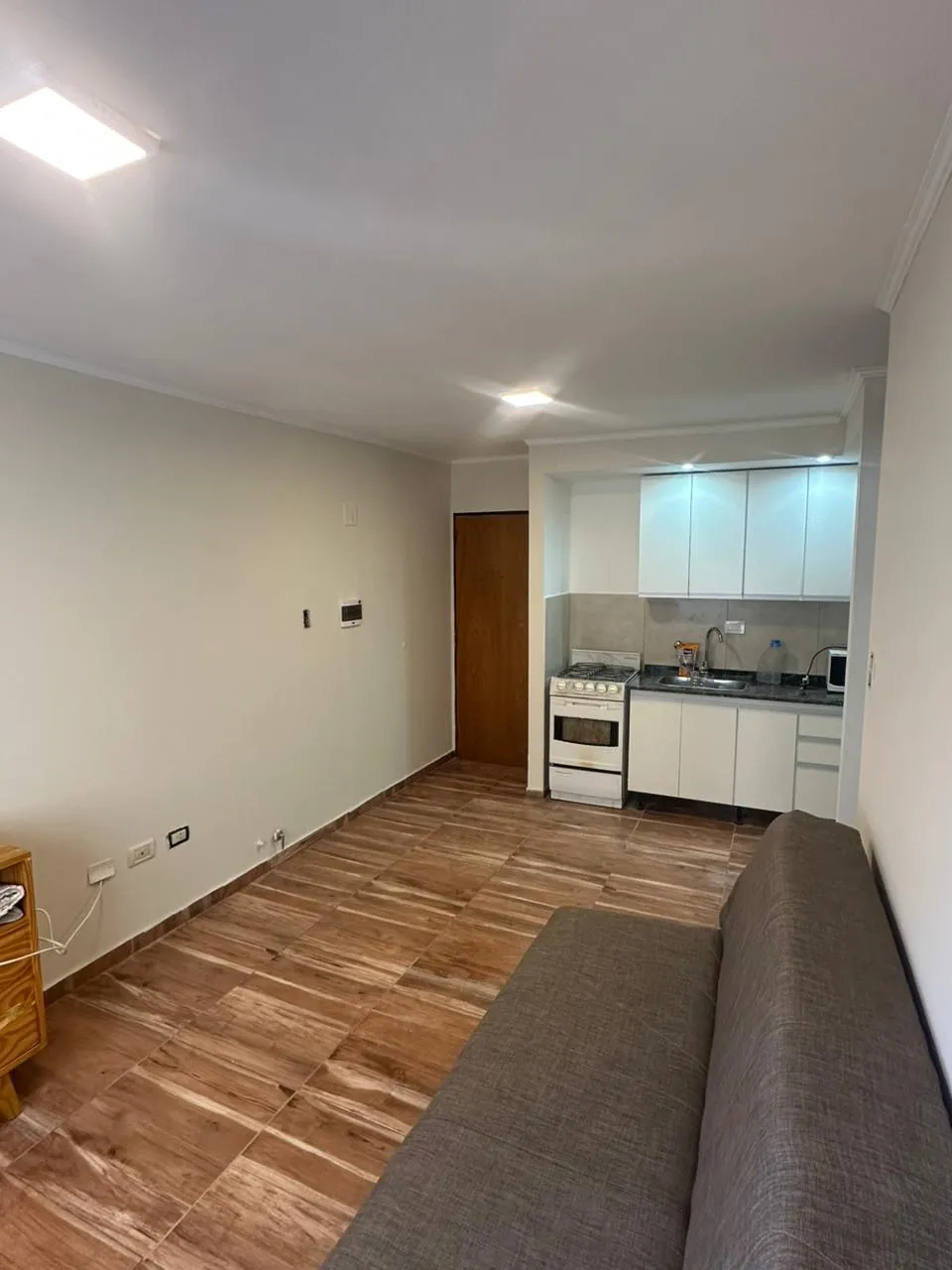 1 DORMITORIO EN VENTA.! ESCRITURA - DESOCUPADO - COMO NUEVOOO.!!