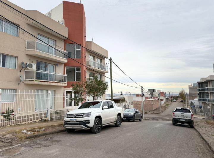 Departamento · 100m² · 2 Ambientes · 2 Cocheras