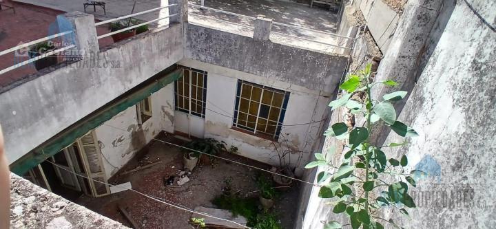 Terreno · 220m²