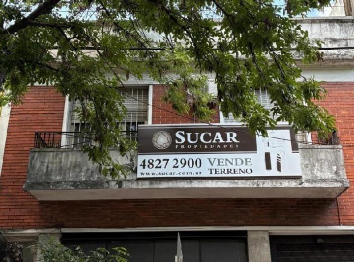 Terreno · 373m²