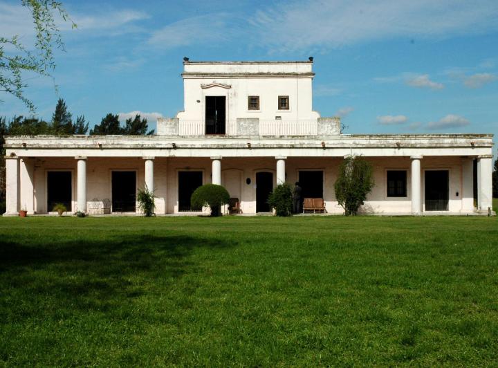Terreno · 600m² · 5 Dormitorios