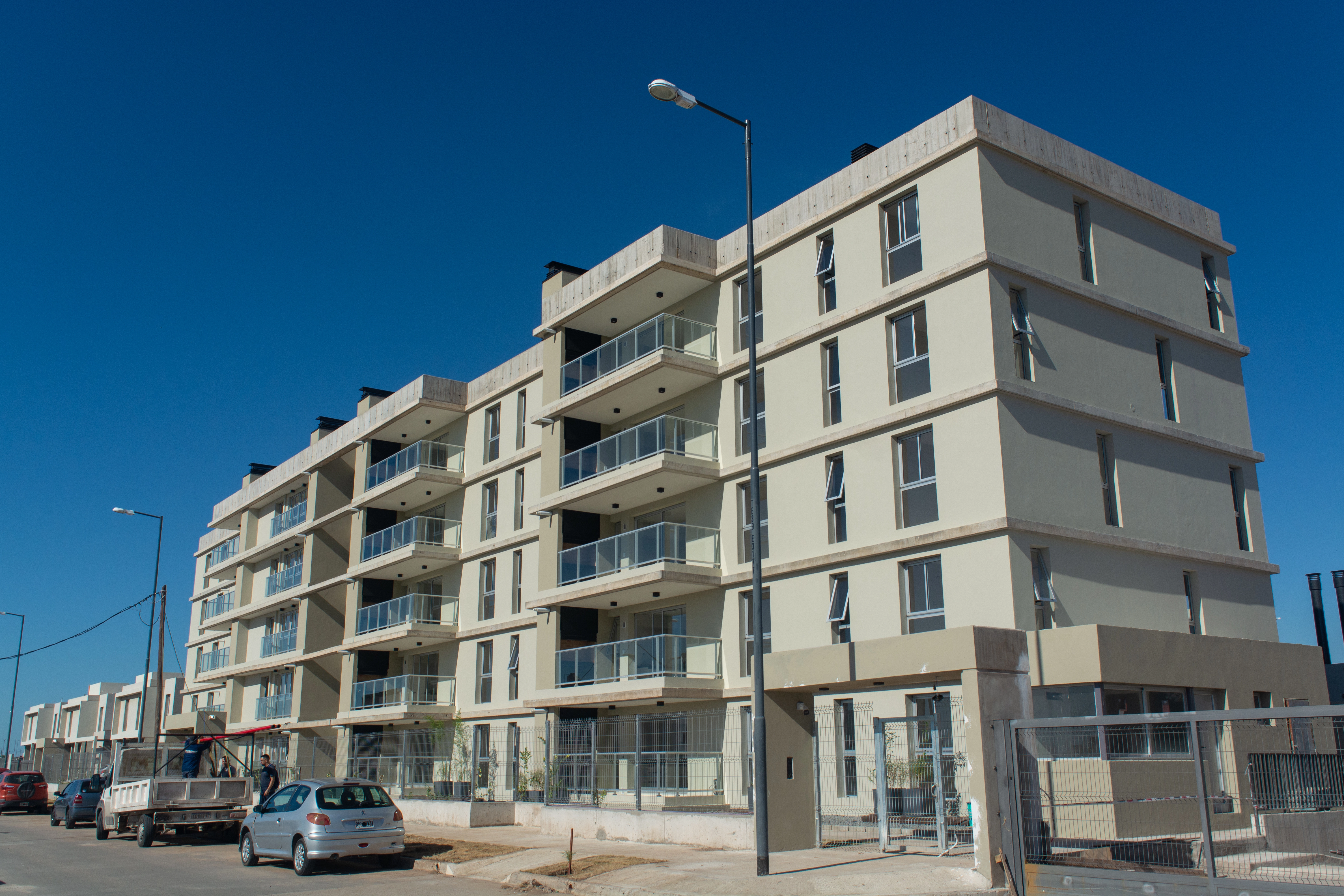 Depto 3 dormitorio con cochera en DOCTA