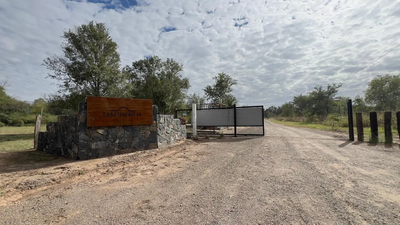 ULTIMOS LOTES EN VILLA ESQUIU | ENTREGA 5500usd + CUOTAS S/Interes