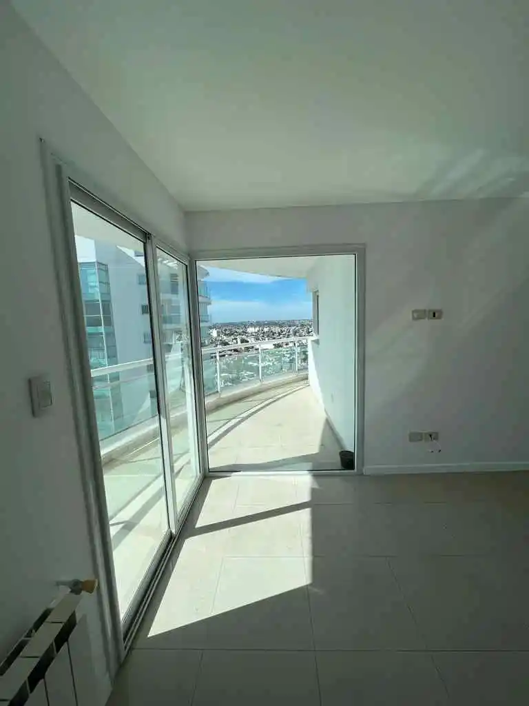 Departamento en Venta - 3 Dorm. - Complejo Miracielos