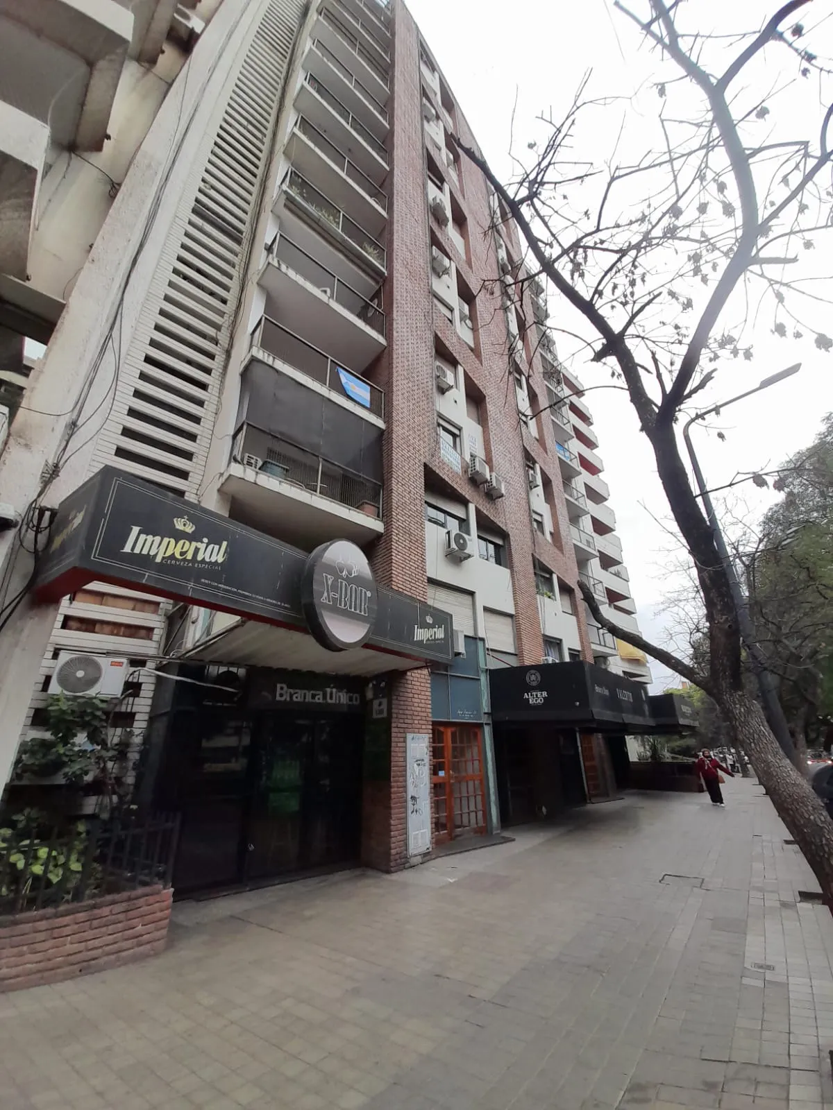 AMPLIO DPTO EN ALQUILER DE UN DORMITORIO CON VESTIDOR ZONA CAÑADA