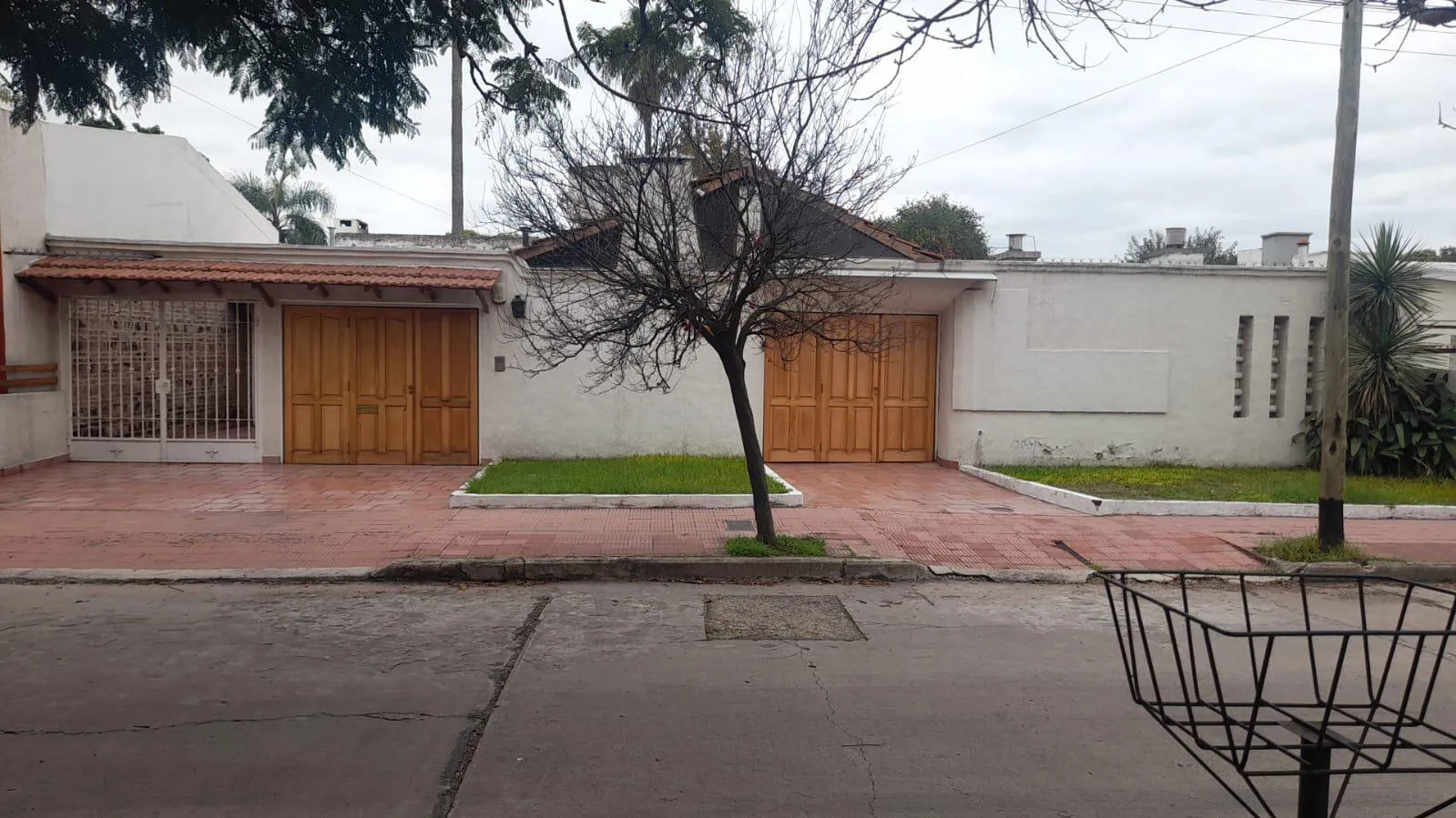 APTO CRÉDITO.Vendo casa c2 dorm.y pileta. B Villa Centenario.