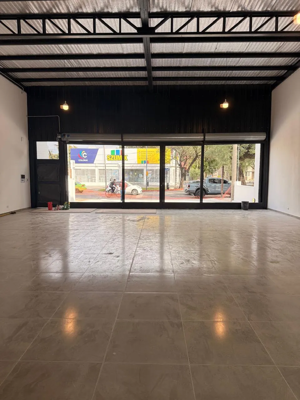 DUEÑO AV MONSEÑOR PABLO CABRERA 2580  ALQUILO LOCAL!!!!!