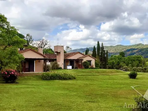 Casa en Venta en San Lorenzo, Capital
