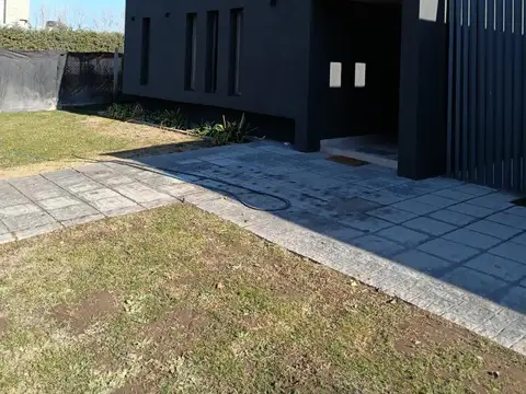 Casa en Venta en Cipolletti, General Roca