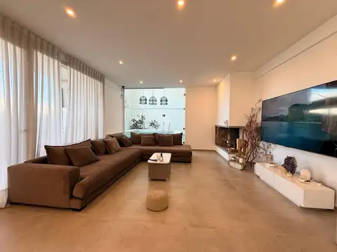 Casa en Venta en General Roca, Río Negro