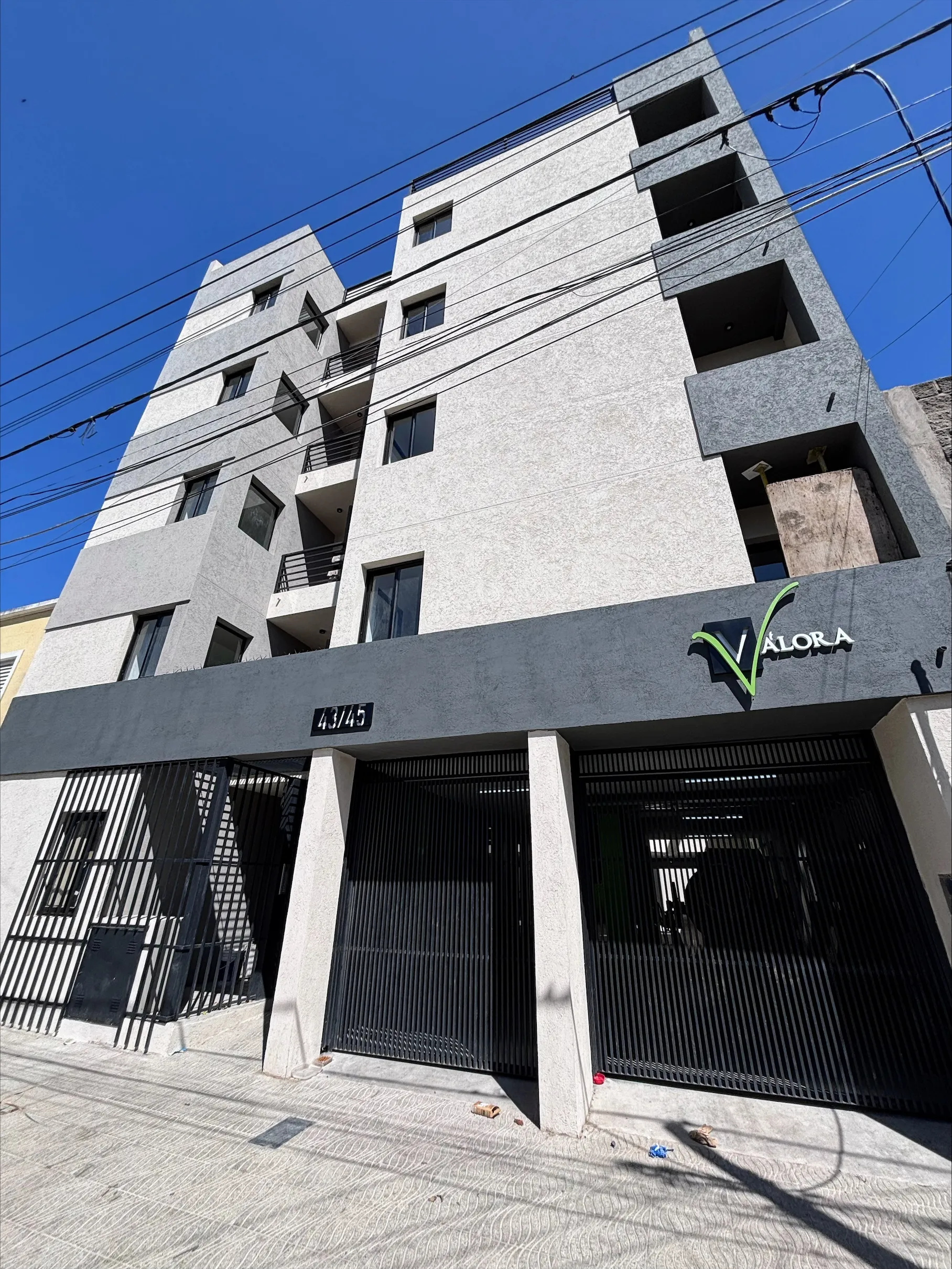 Departamentos a Estrenar en Alto Alberdi con Balcón, Pileta y SUM  ¡Últimas Unid...