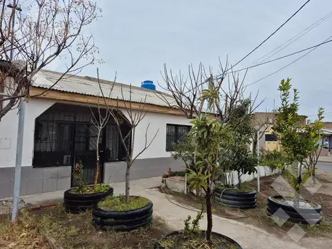 Casa en Alquiler en Neuquen, Confluencia