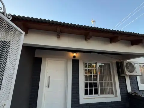 Casa en Alquiler en Rincón de los Sauces, Pehuenches