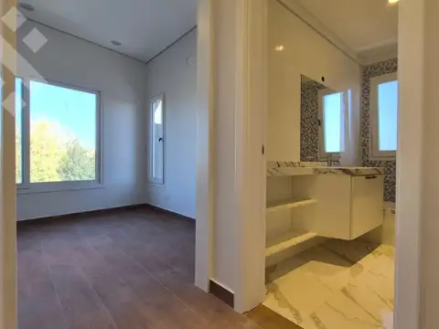 Casa en Venta en Neuquen, Confluencia
