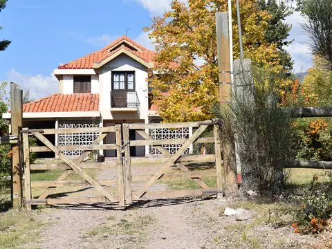 Casa en Venta en El Salto, Luján de Cuyo