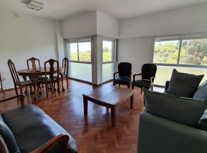 Departamento · 100m² · 5 Ambientes · 1 Cochera