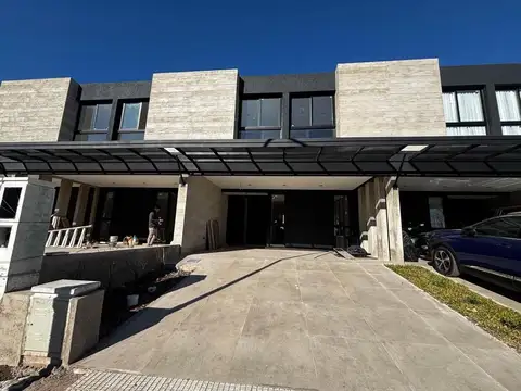 Casa en Venta en La Luisita, Cordoba