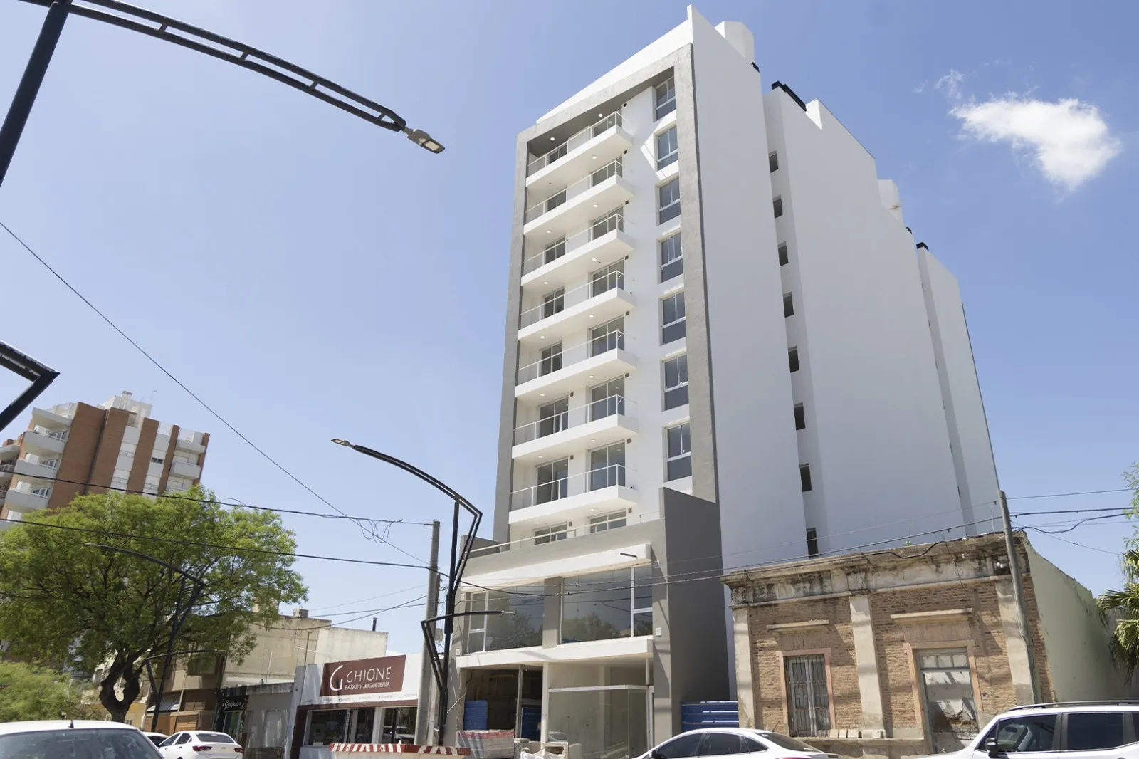 LEONES - Dpto a Estrenar!! 1 Dorm con Balcón, Amenities.