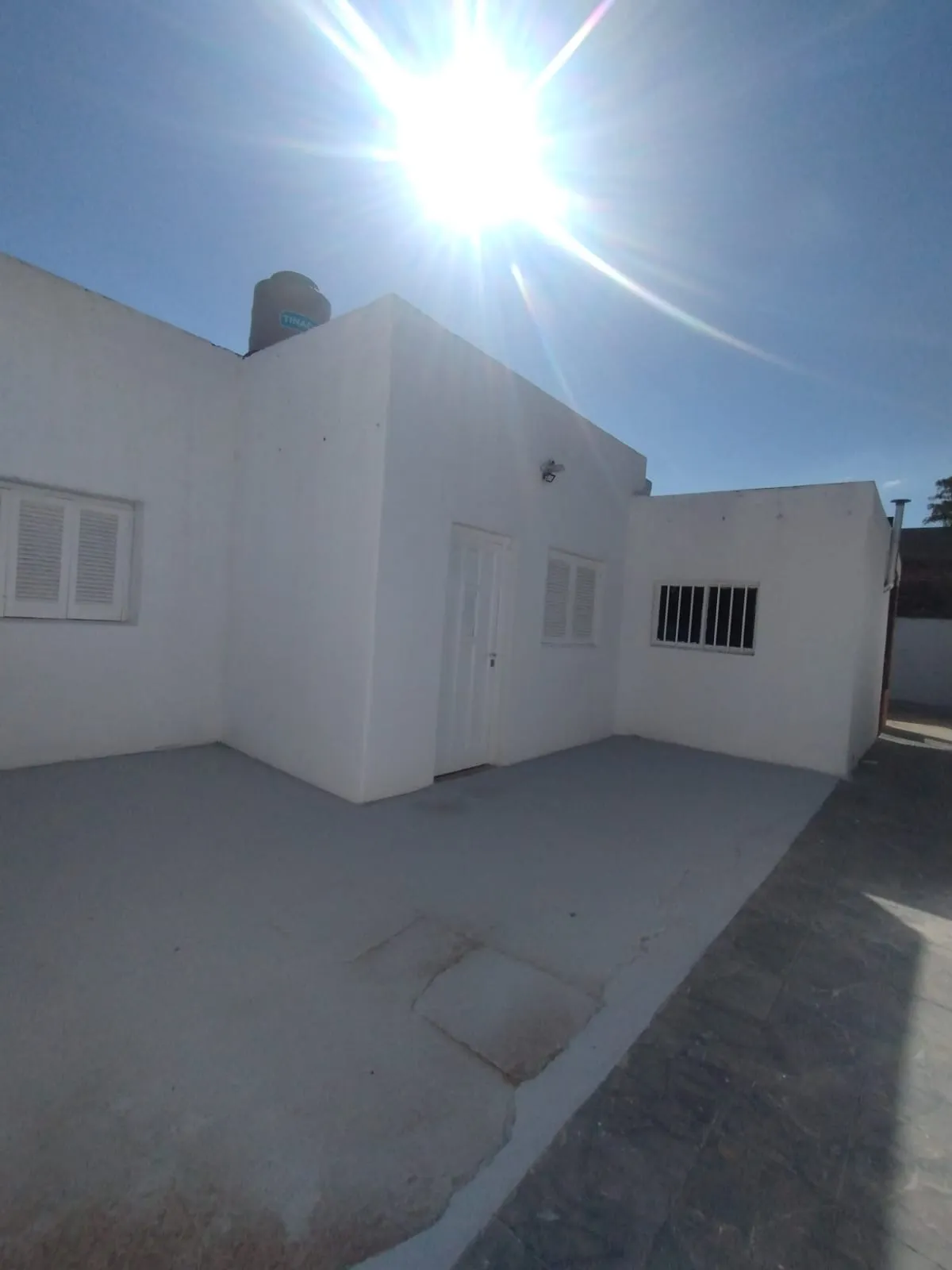 VENTA CASA 2 DORM-ECONOM. CARLOS III 1465 -barrio TALLERES ESTE