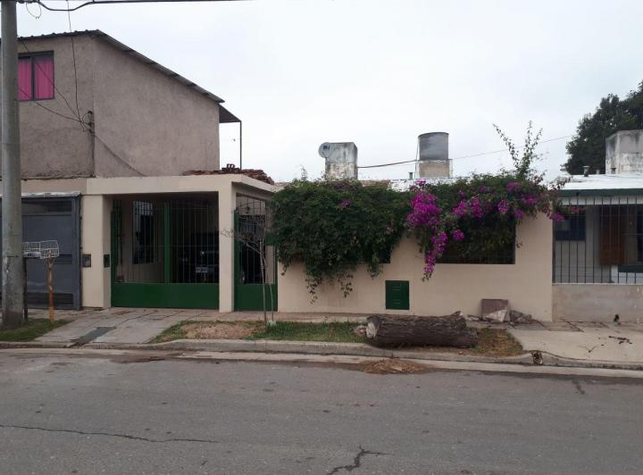 Casa · 100m² · 7 Ambientes · 1 Cochera
