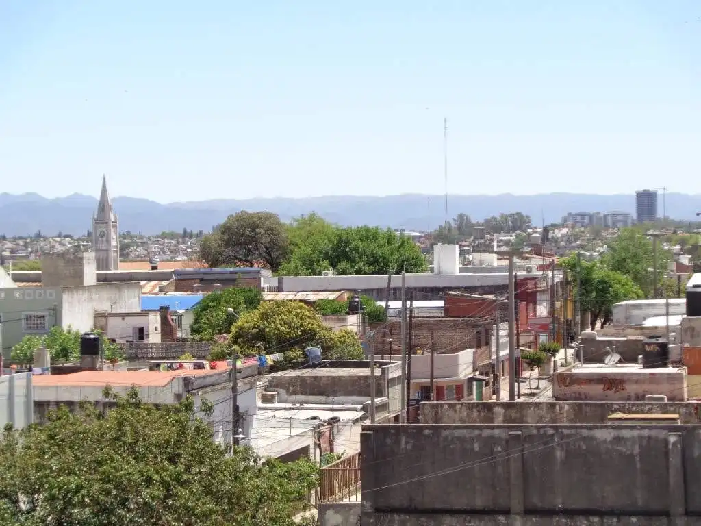 ¡¡Excelente Oportunidad!! - B° San Martín - Departamento Externo de 1 Dormitorio...