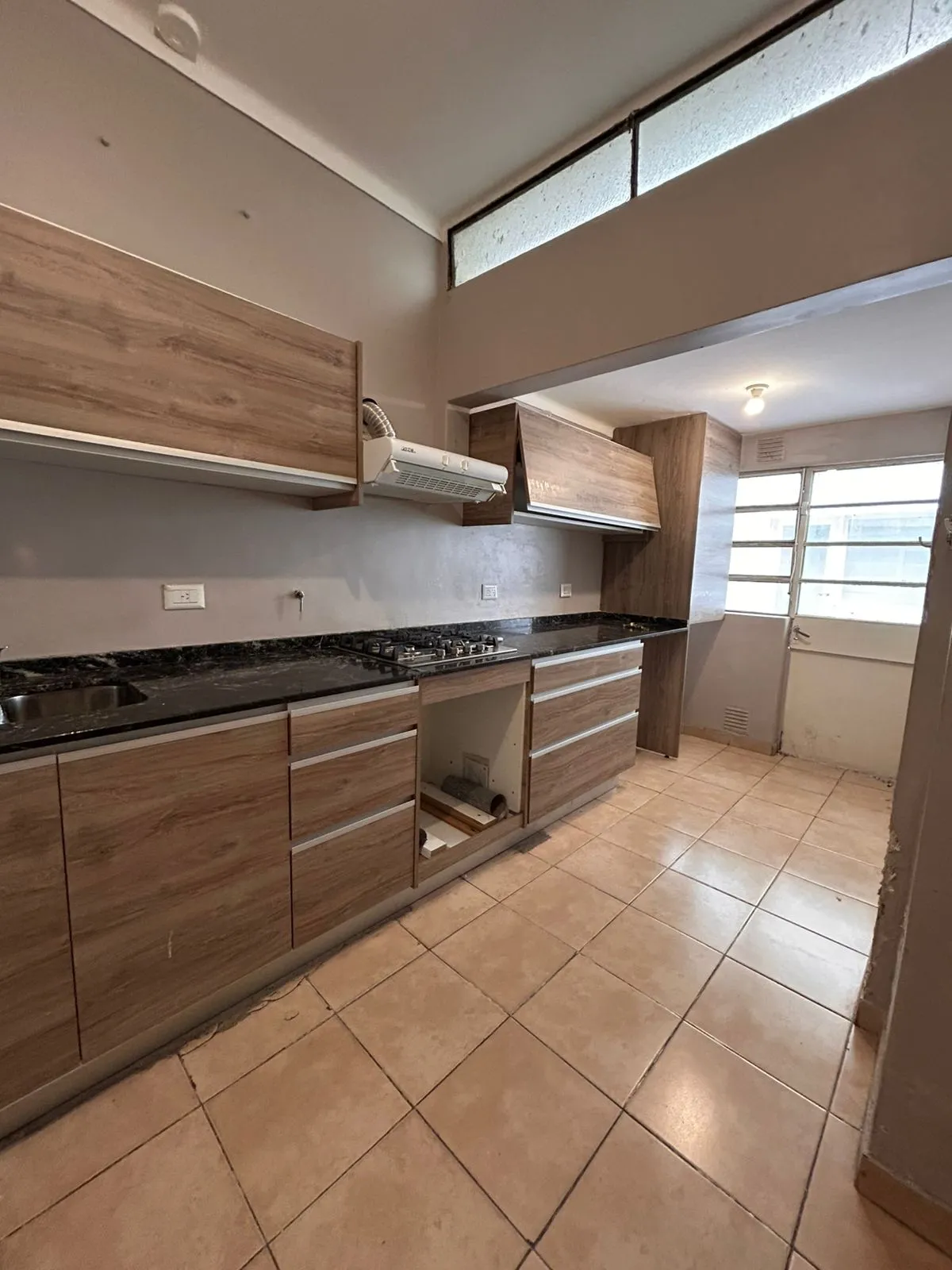 ALQUILER CASA EN PLANTA ALTA 3 DORM - EXCELENTE UBICACION - CENTRO