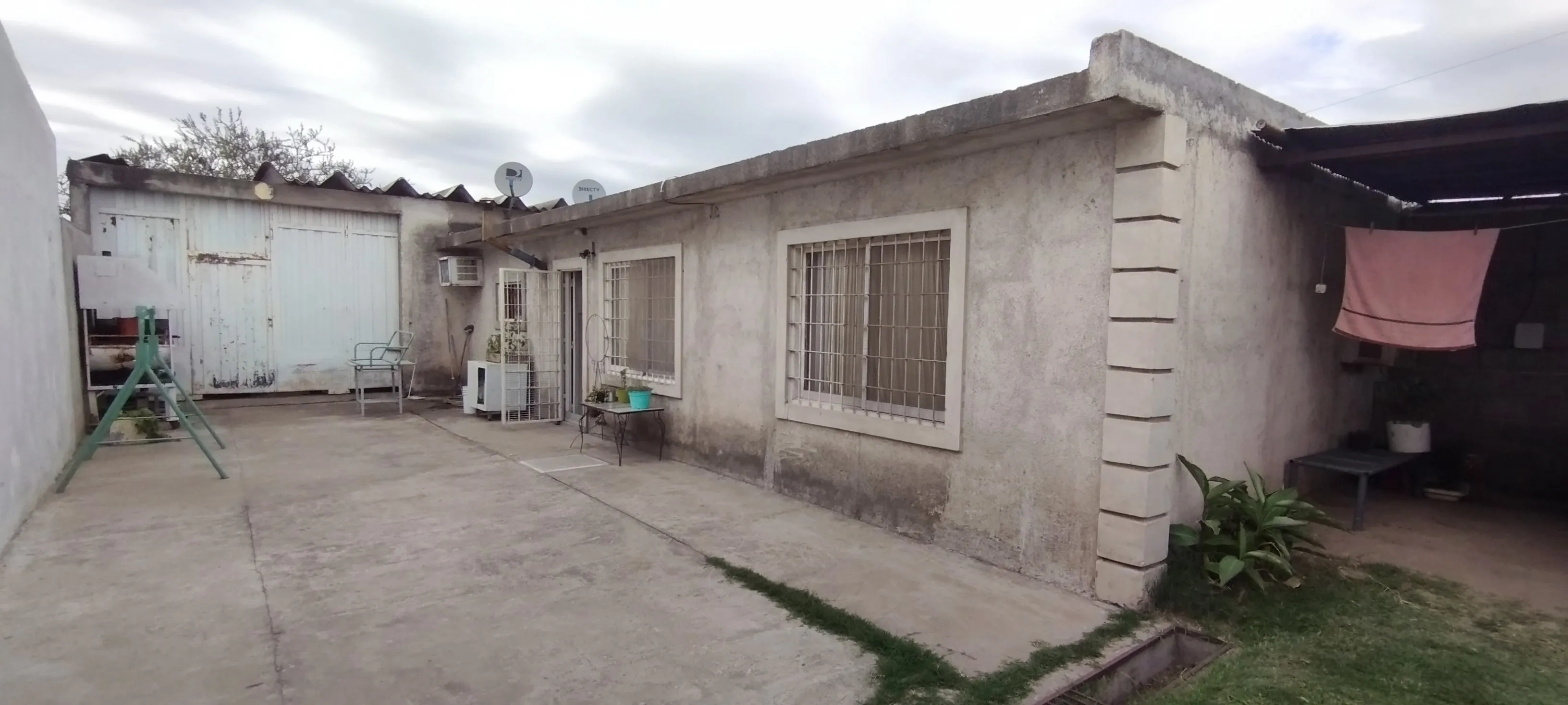 CASA + GALPON A REFACCIONAR - MALVINAS ARGENTINAS - CORDOBA