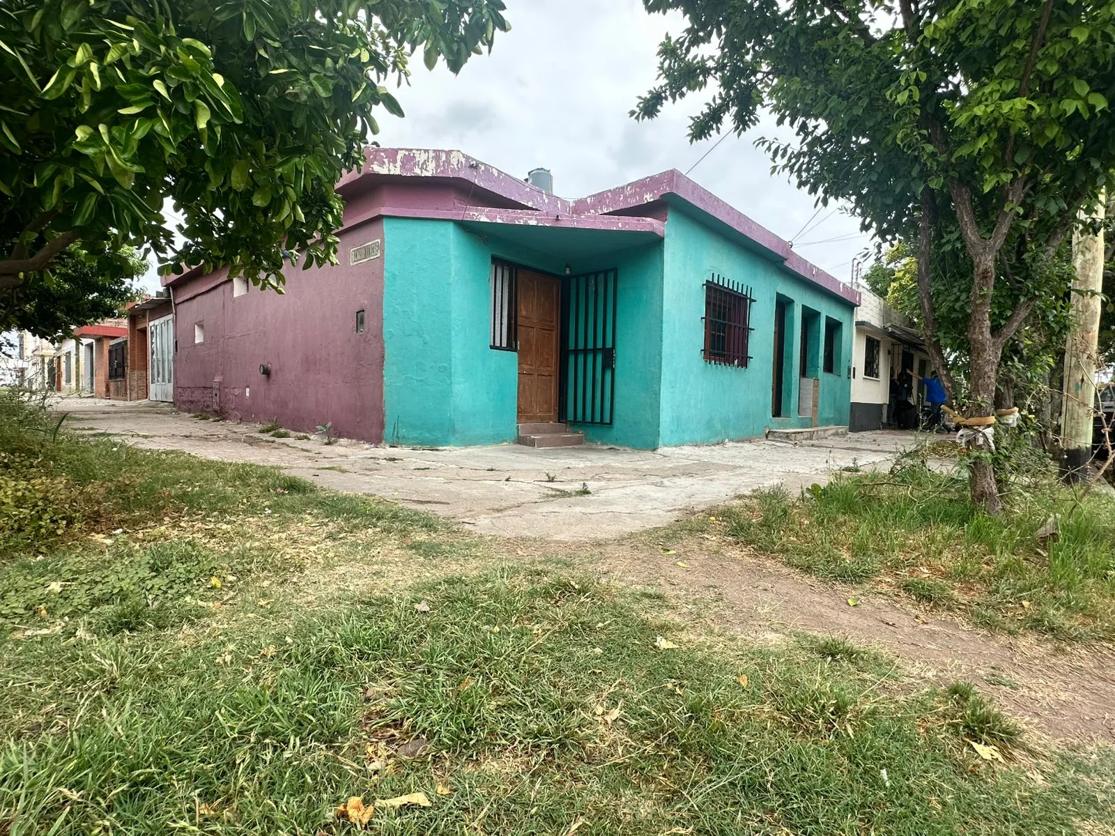 1 CUADRA DE AV J.B JUSTO IDEAL PARA RENTA CASA + 2 DPTO