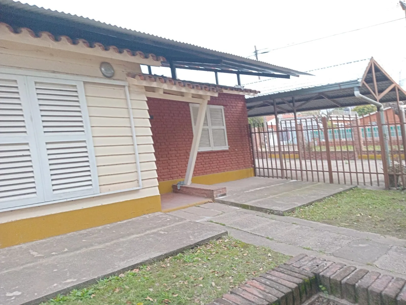 OPORTUNIDAD  MATIENZO  Casa + 6 cocheras